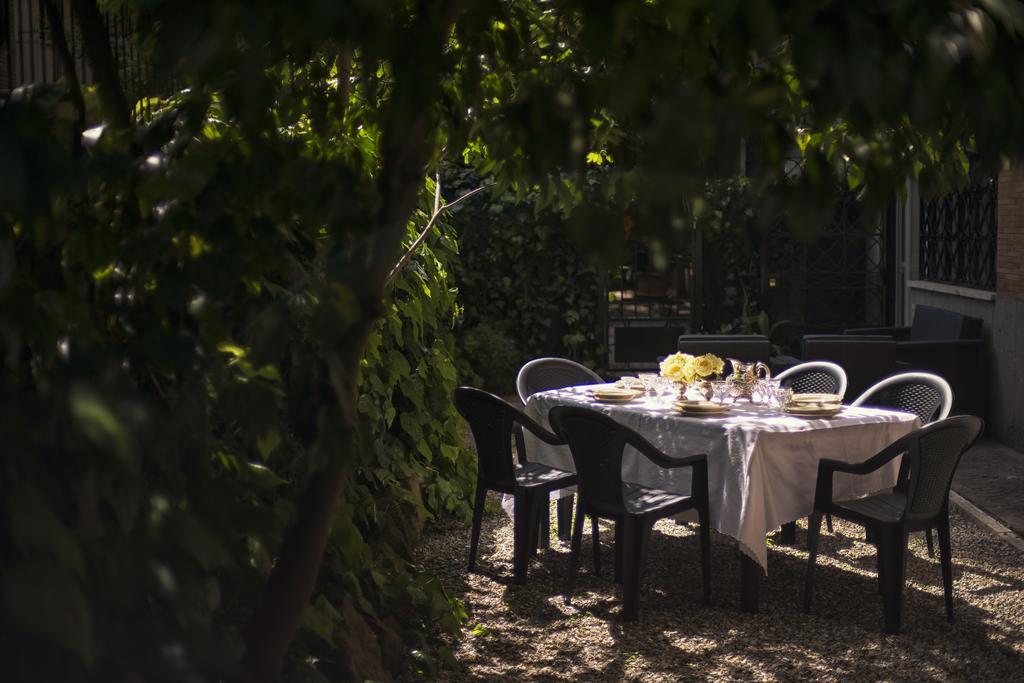 Vatican House Apartment Rome Ruang foto