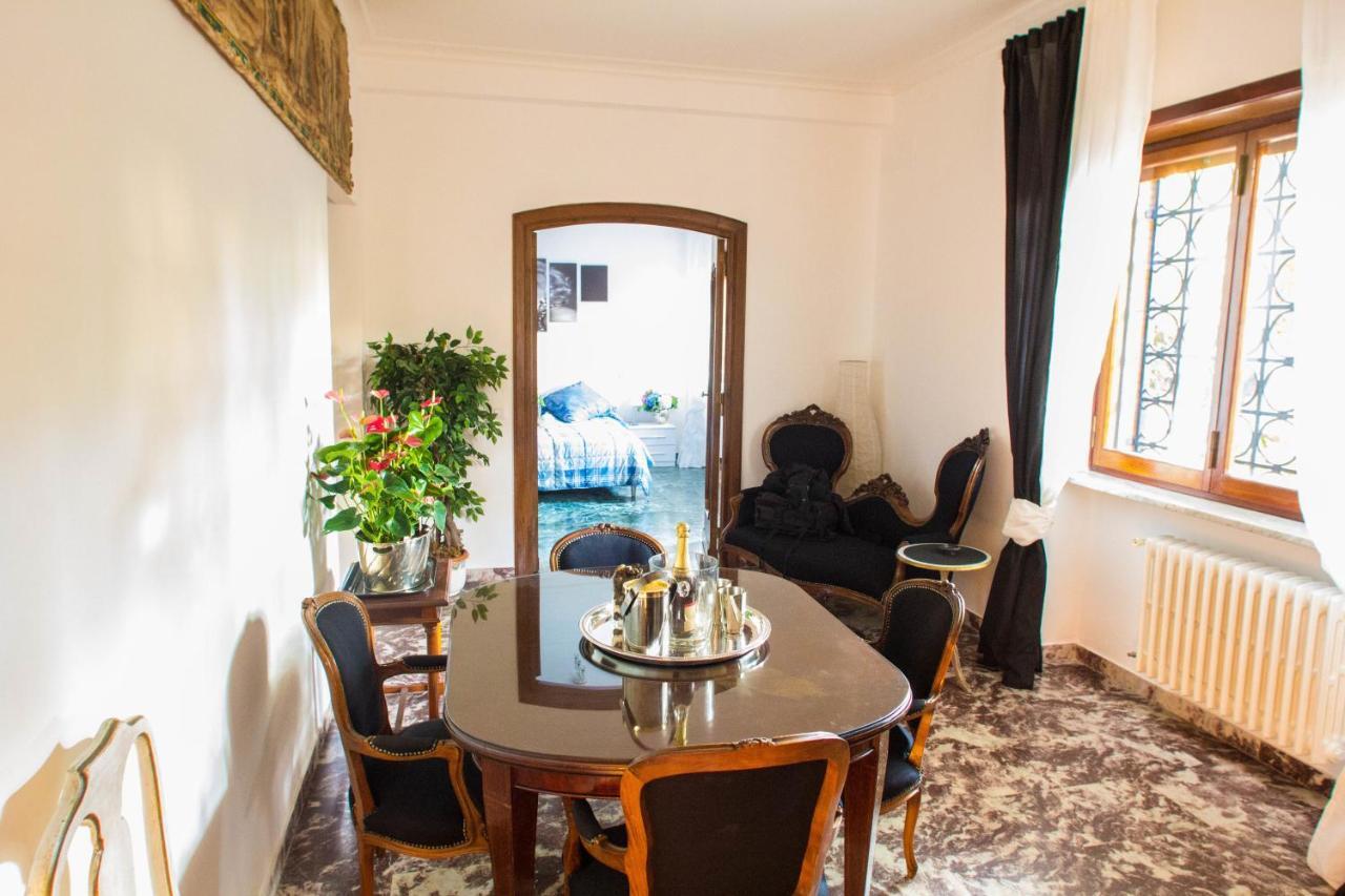 Vatican House Apartment Rome Ruang foto